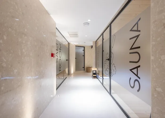 Spa & Pool - Studio Apartments 365