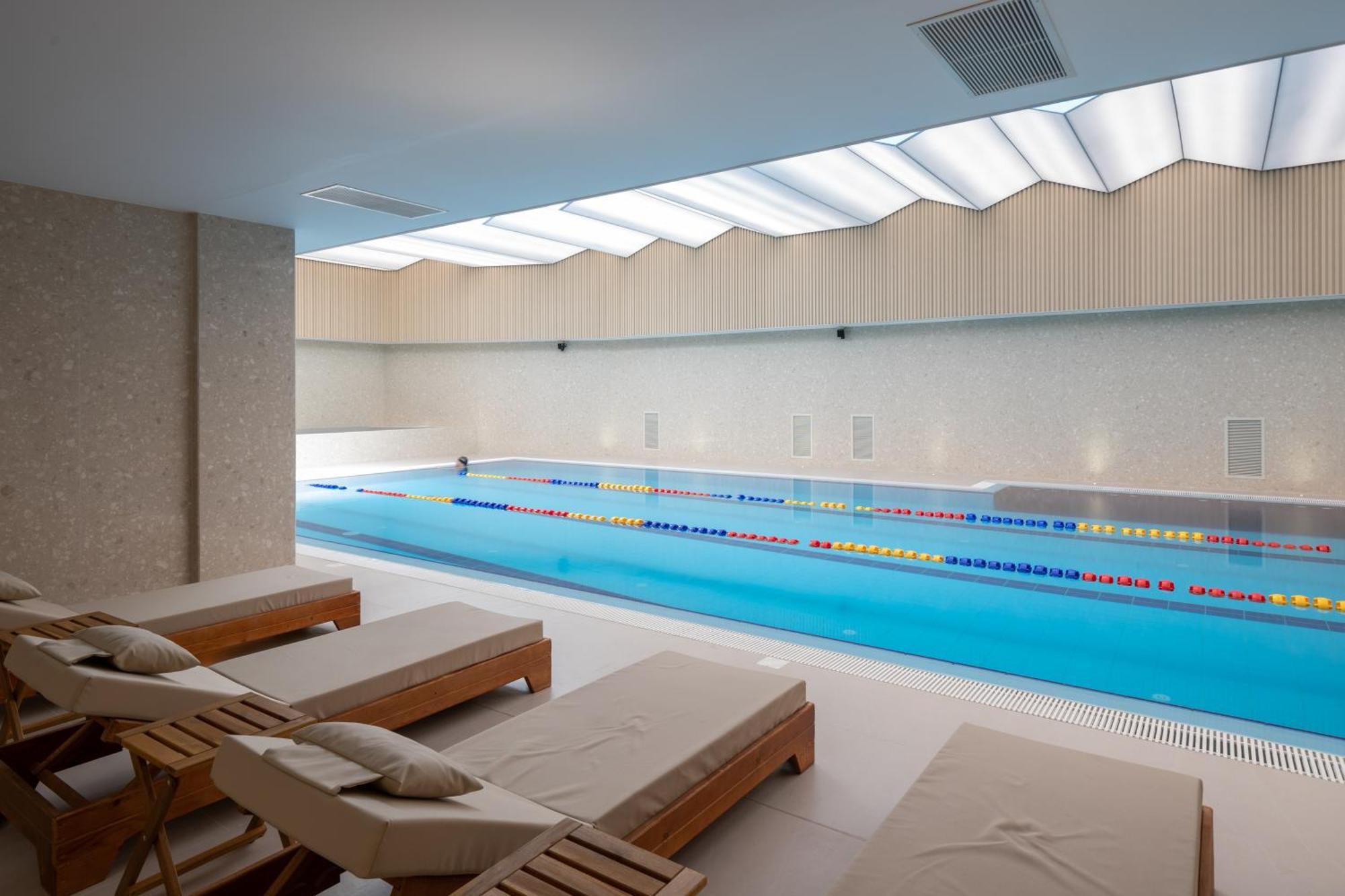 & Pool - 365