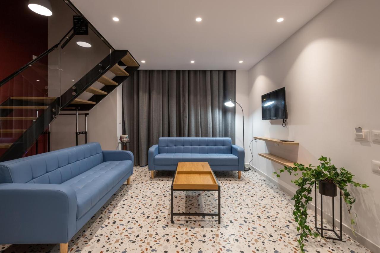 Apartment & Pool - 365 Tirana