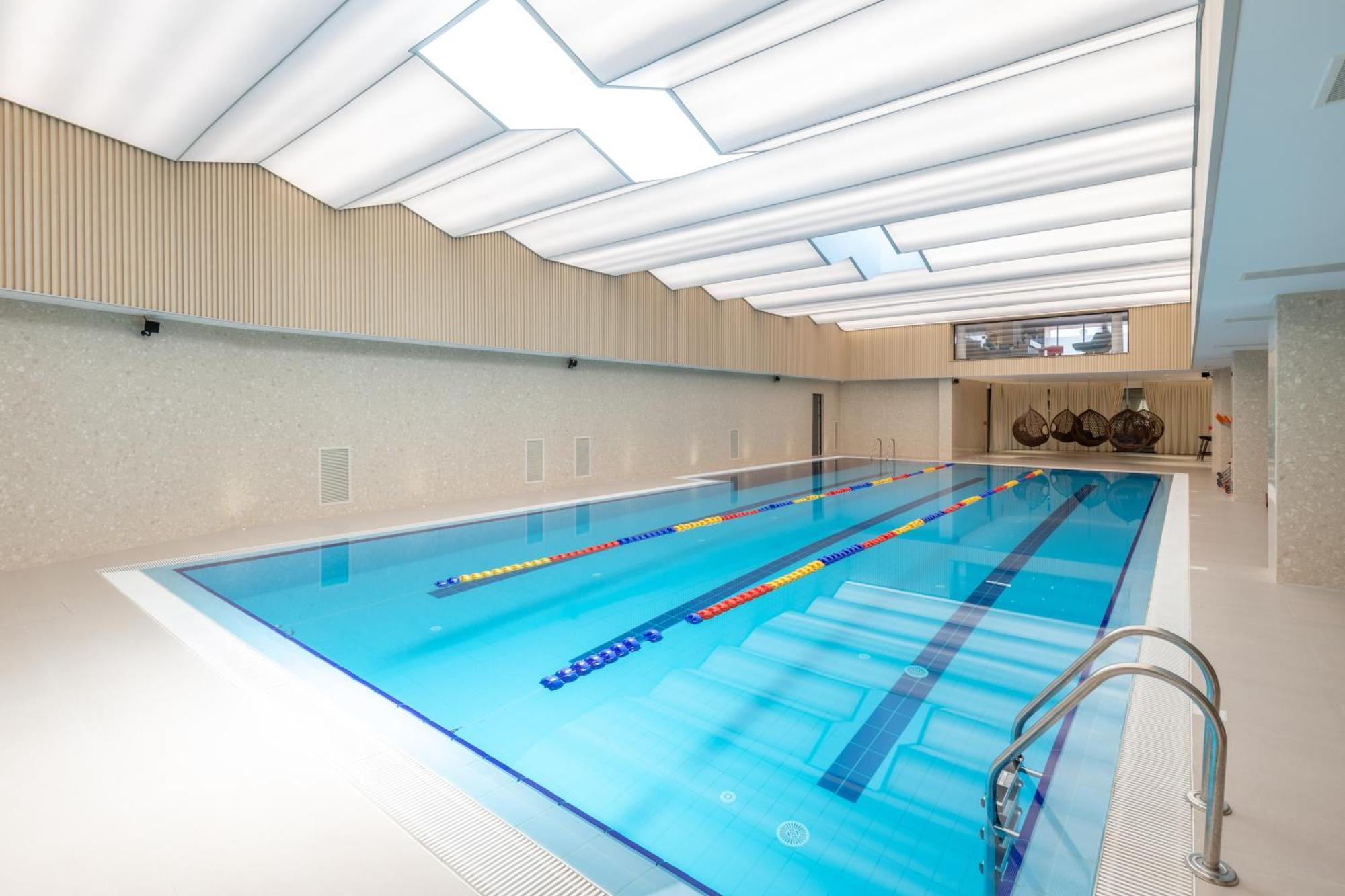 & Pool - 365 Appartement Tirana