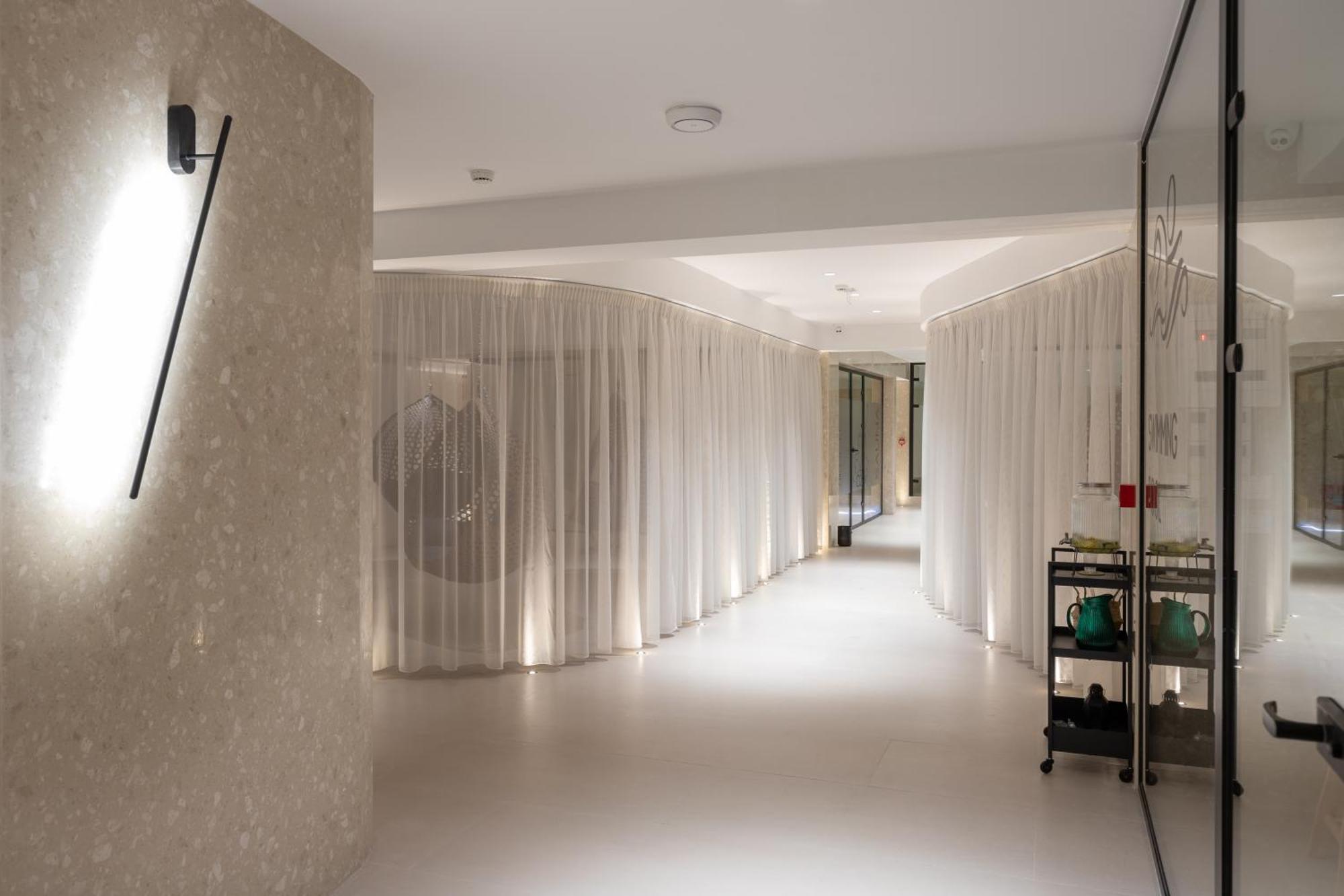 & Pool - 365 Appartement